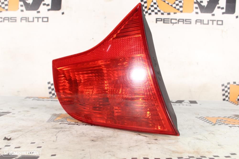 Farolim Esquerdo Audi A4 Avant (8Ed, B7)  8E9945093a / Condutor Da Mal - 2