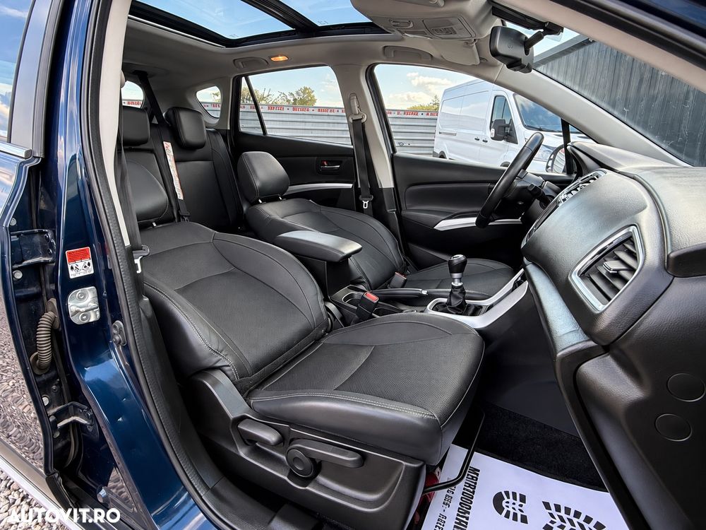 Suzuki S-Cross - 10