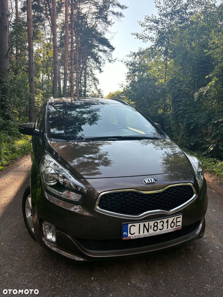 Kia Carens 1.7 CRDi M - 1