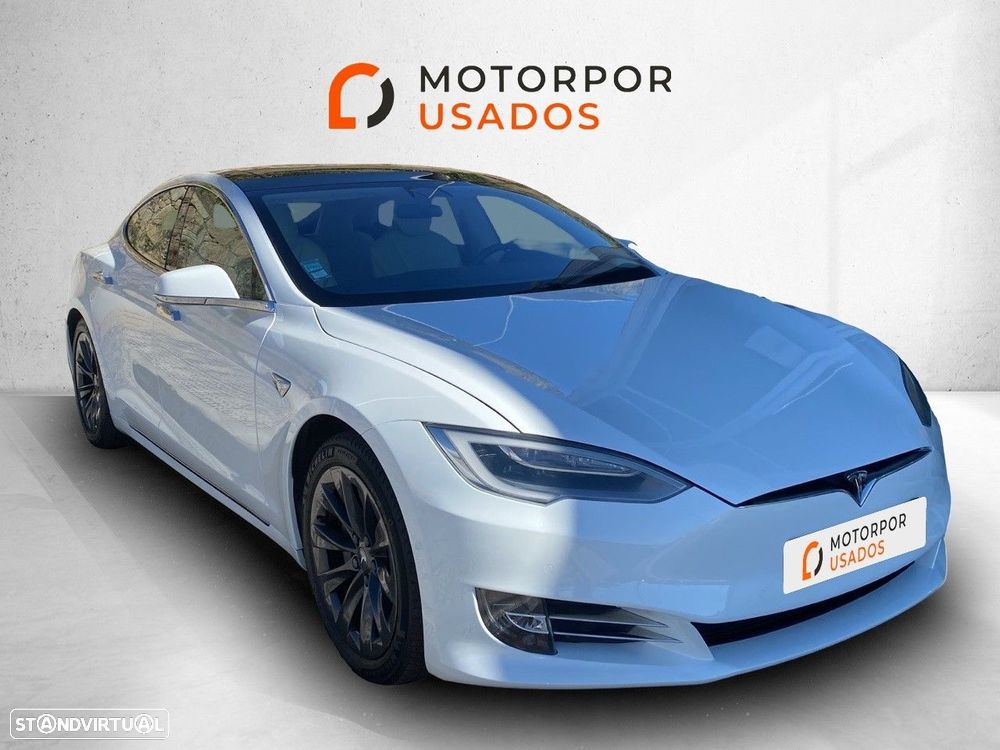Tesla Model S - 1