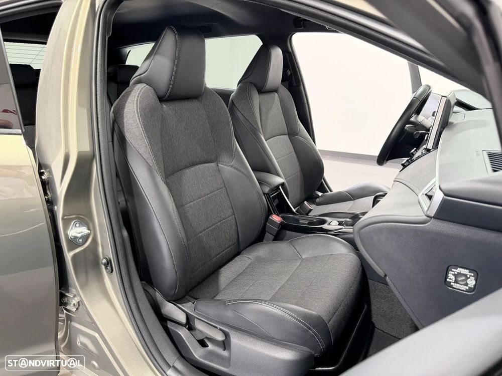 Toyota Corolla Touring Sports 1.8 Hybrid Exclusive - 38