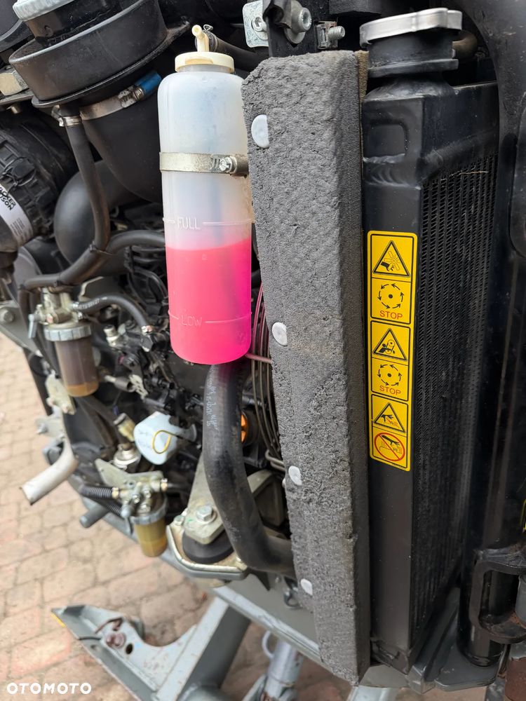 Wacker Neuson ET16 Minikoparka 2 tony. JAK NOWA 2018rok z Gospodarstwa Norweskiego 1190mtg. IGŁA! Rozsuwane hydraulicznie gąsienice. Dodatkowe sekcje Hydrauliczne. Silnik Yanmar 3 cyl. Aktualna DEKRA BMWT. Po serwisach! Ani deka luzów i wycieków. OKAZJA TANIO. Zadbana maszyna. 2 łyżki - 20