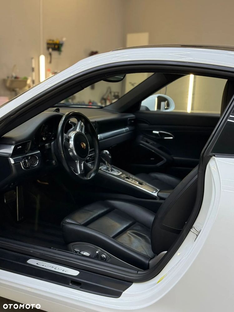 Porsche 911 Carrera PDK - 16