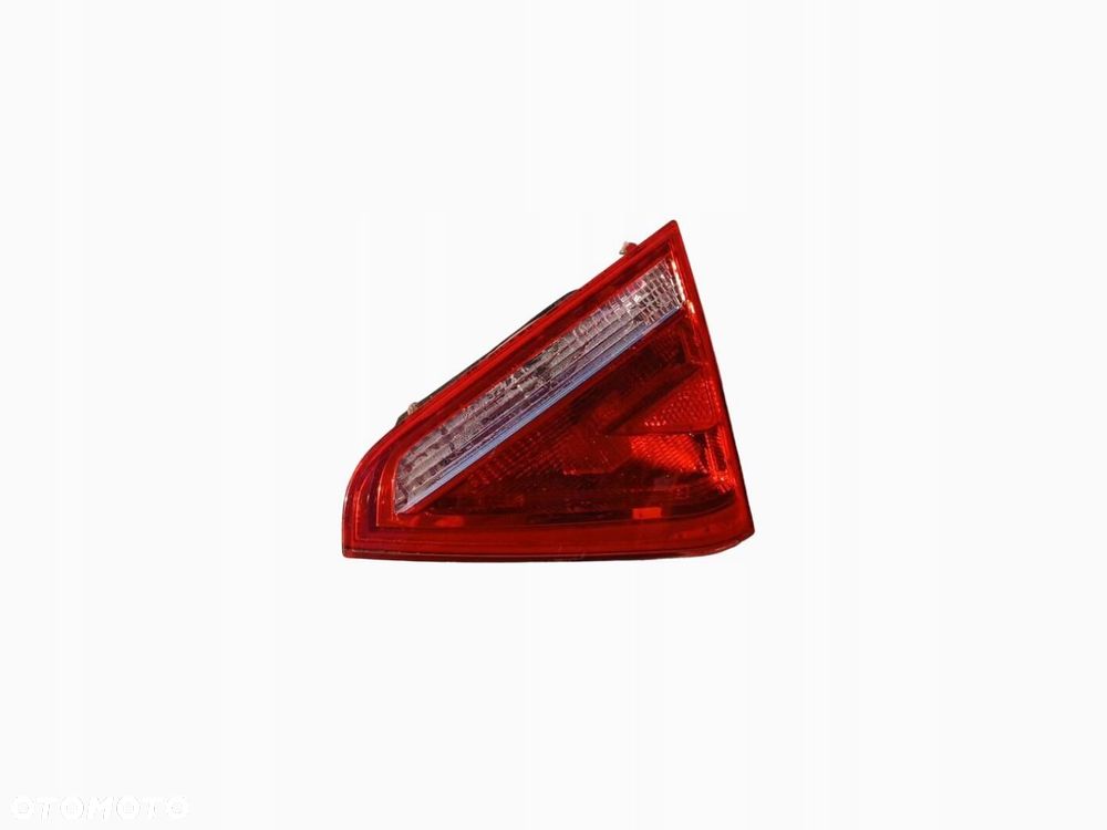 LAMPA TYŁ TYLNA PRAWA Z KLAPY AUDI A5 8T COUPE 8T0945094 - 1