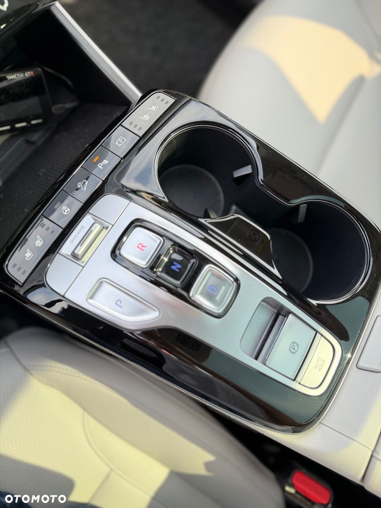 Hyundai Tucson 1.6 T-GDi HEV Platinum 2WD - 29