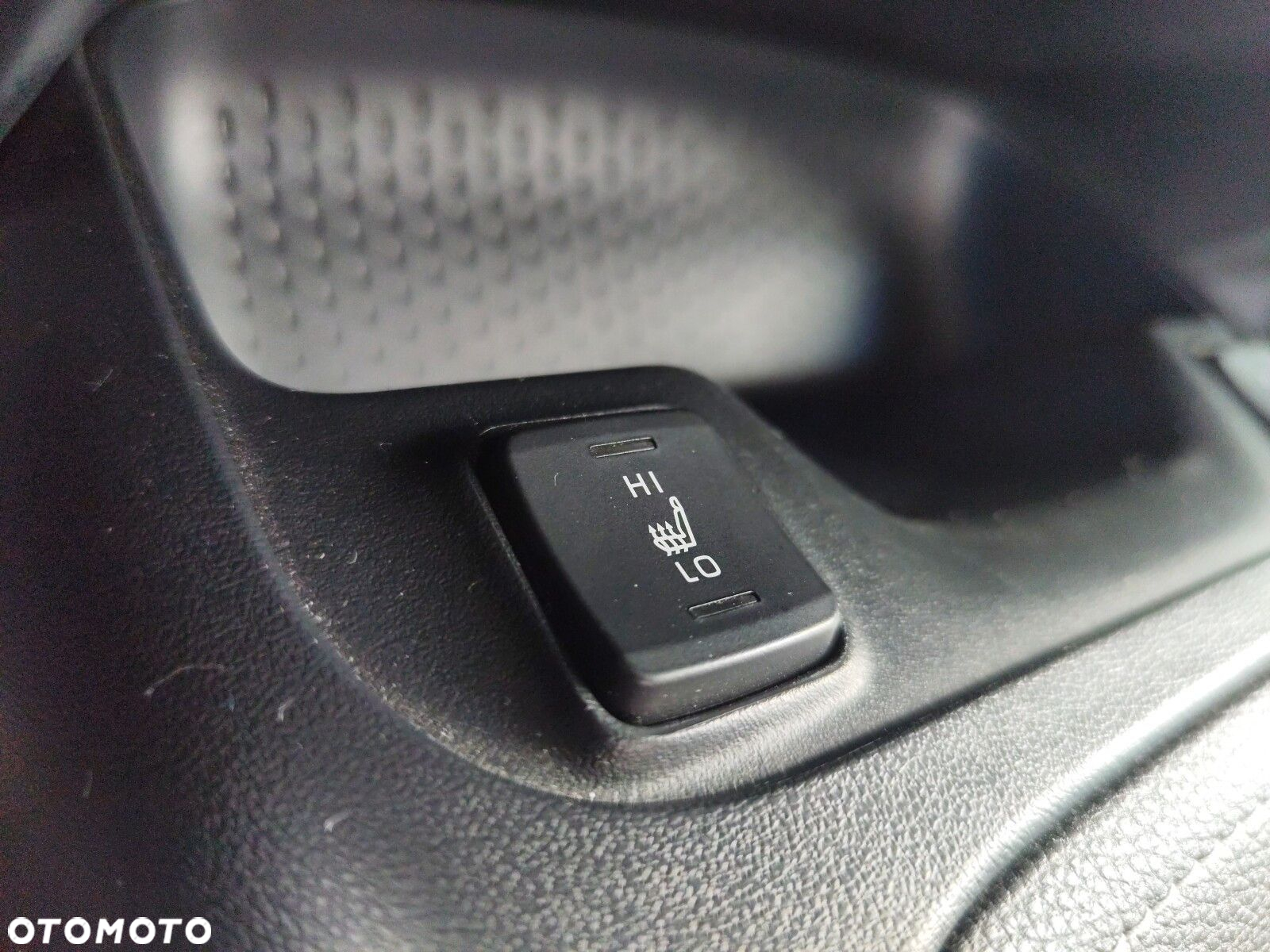 Toyota Corolla - 25