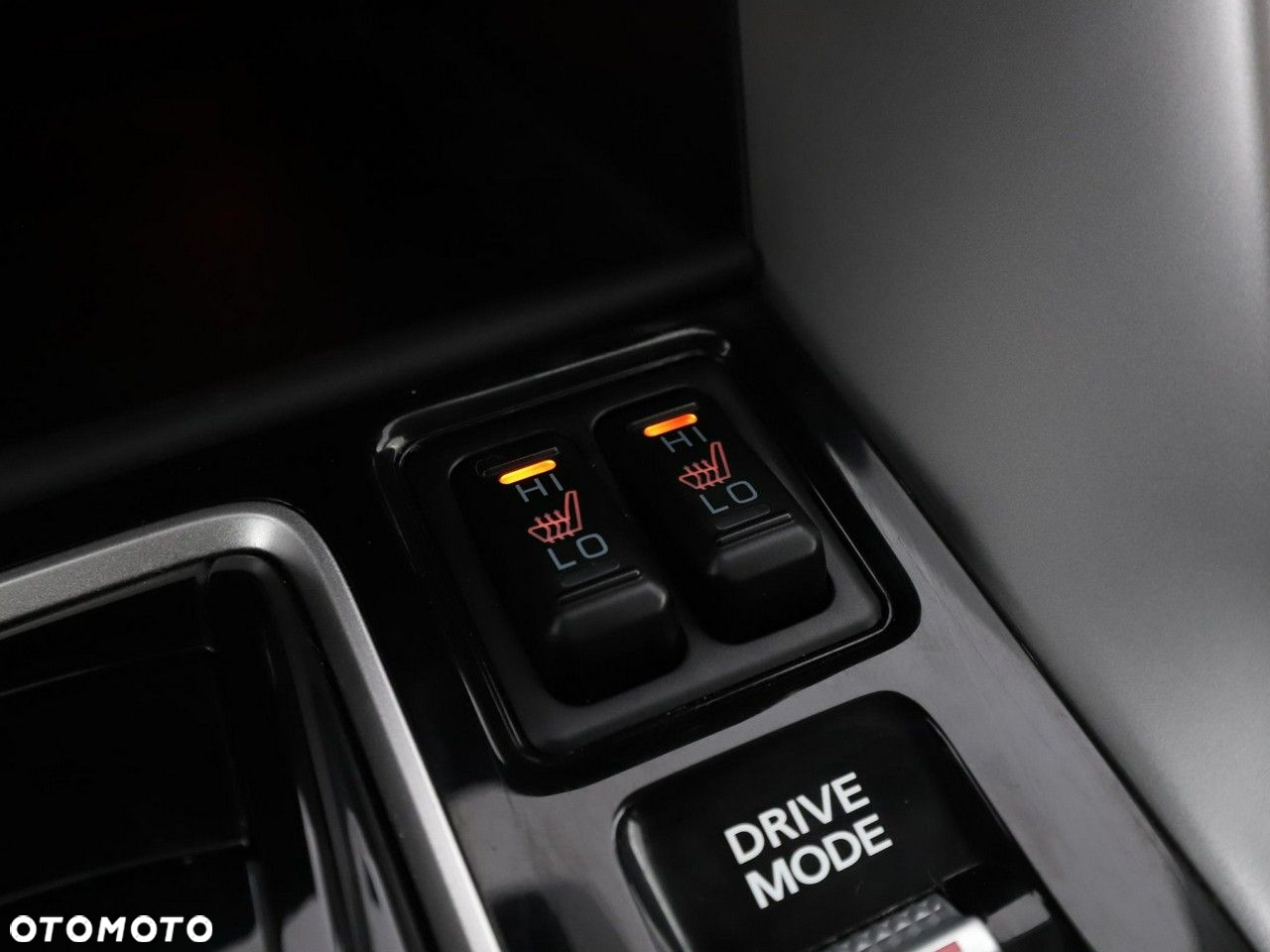 Mitsubishi Eclipse Cross Plug-In Hybrid 4WD Basis - 28