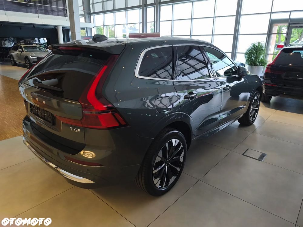 Volvo XC 60 B5 B AWD Plus Dark - 5