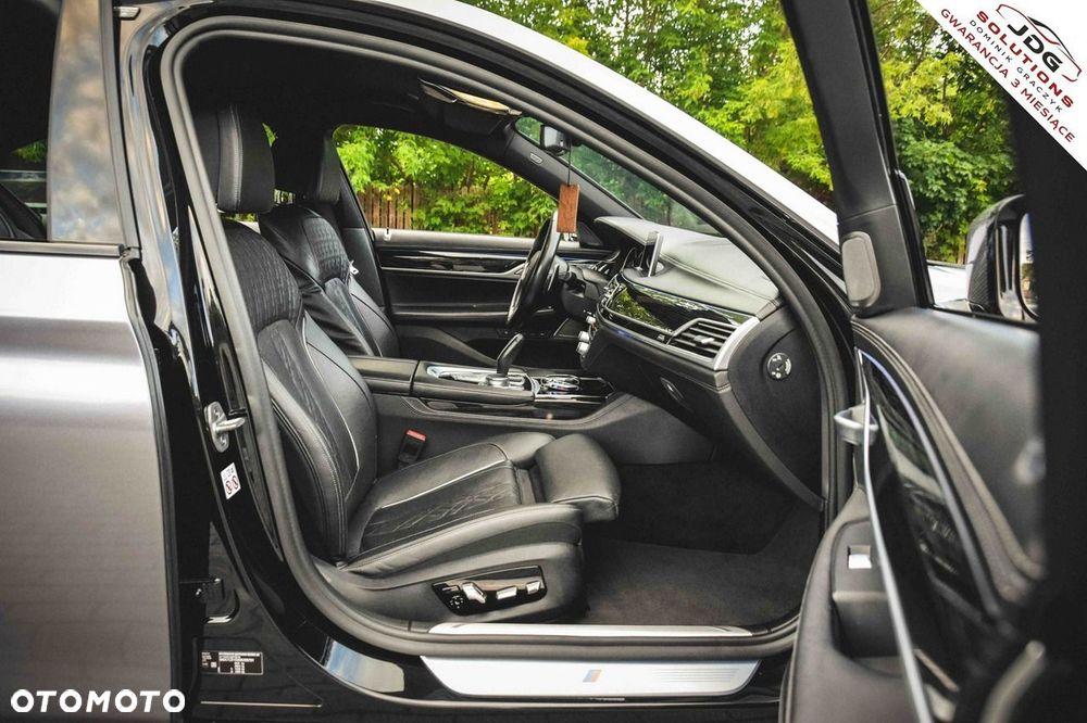 BMW Seria 7 750Ld xDrive - 25