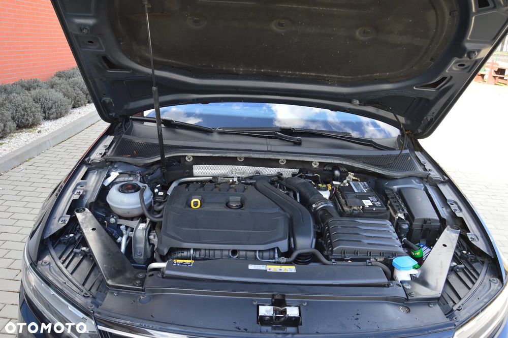 Volkswagen Passat - 28