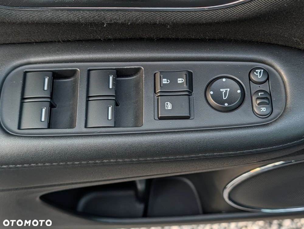 Honda HR-V 1.5 Elegance (ADAS/Honda Connect+) - 34