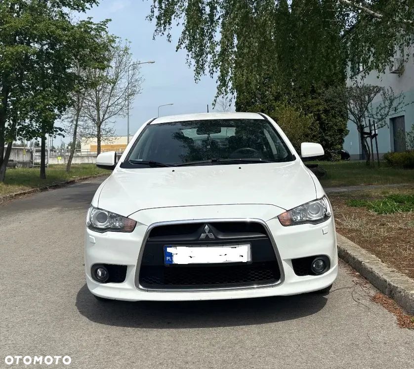 Mitsubishi Lancer 1.6 Invite - 4