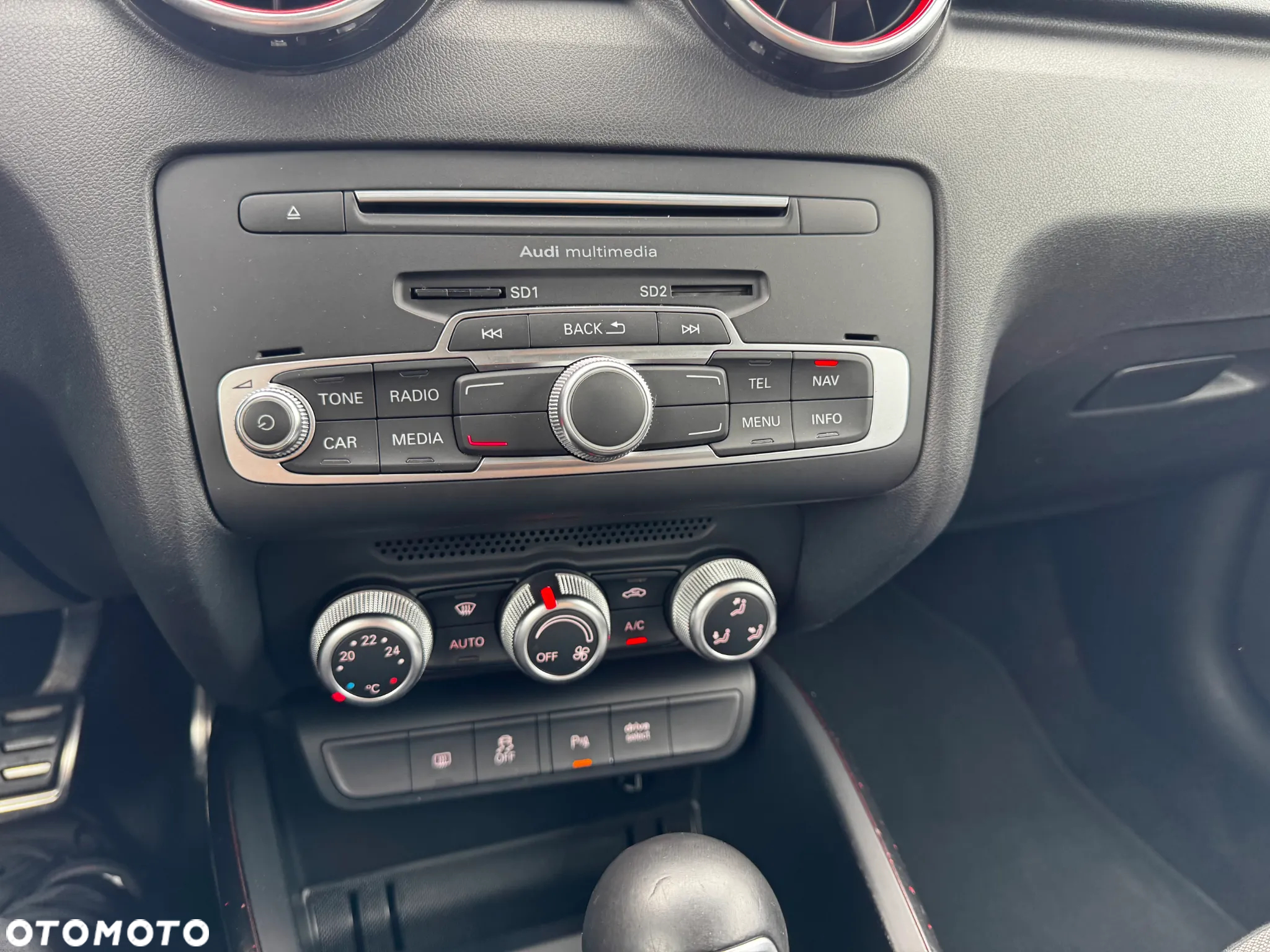 Audi A1 1.6 TDI S tronic sport - 24
