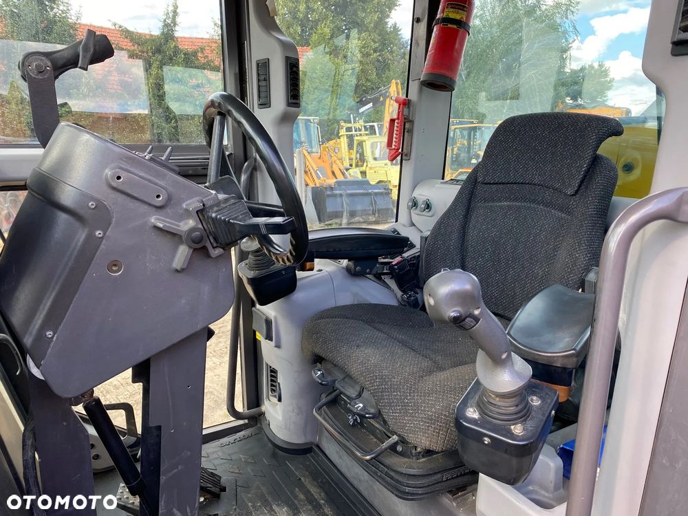 Volvo G946C, 2015 ROK, SYSTEM TRIMBLE 3D + TACHIMETR, NAPĘD 6X6, JOYSTICKI, ZRYWAK, PRZEDNI PŁUG, - 11