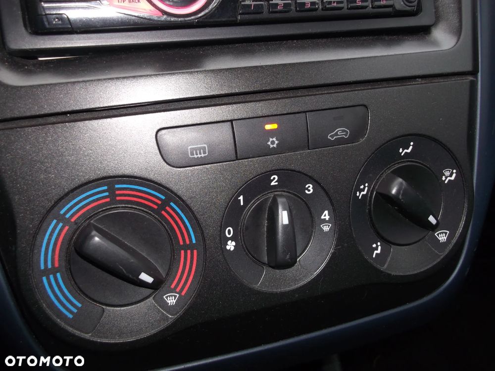 Fiat Punto 1.2 8V SX - 6