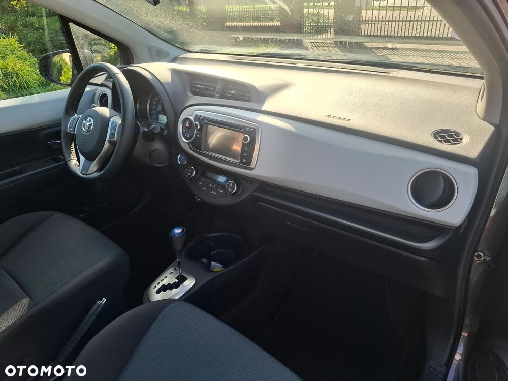 Toyota Yaris 1.5 VVT-i Comfort - 12