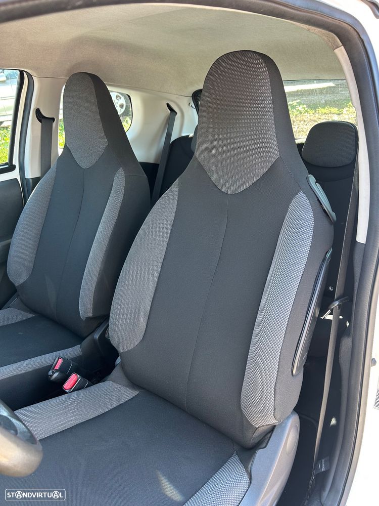 Peugeot 108 1.0 VTi Active - 10