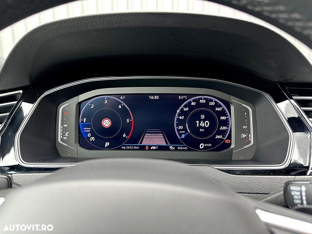 Volkswagen Passat 2.0 TDI DSG Highline - 19