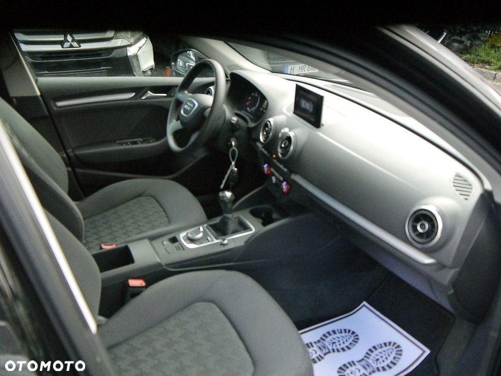 Audi A3 Sportback - 25