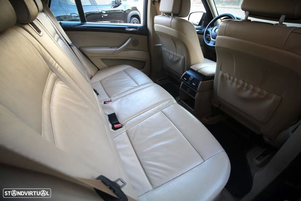 BMW X5 30 i xDrive - 25