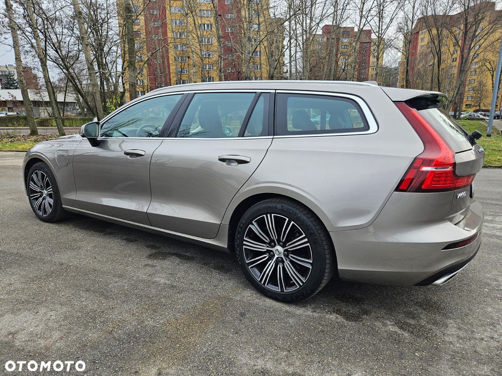 Volvo V60 T6 AWD Recharge Geartronic Inscription Expression - 2