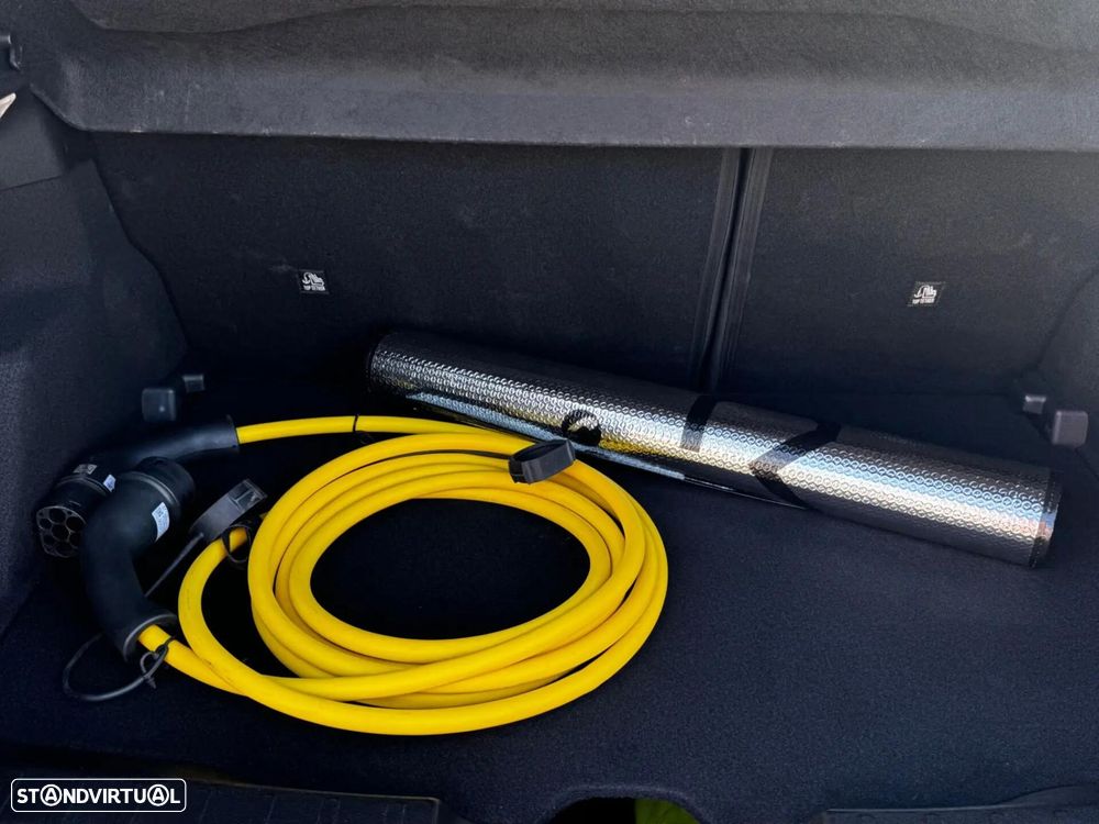 Jeep Avenger 54 kWh Summit - 28