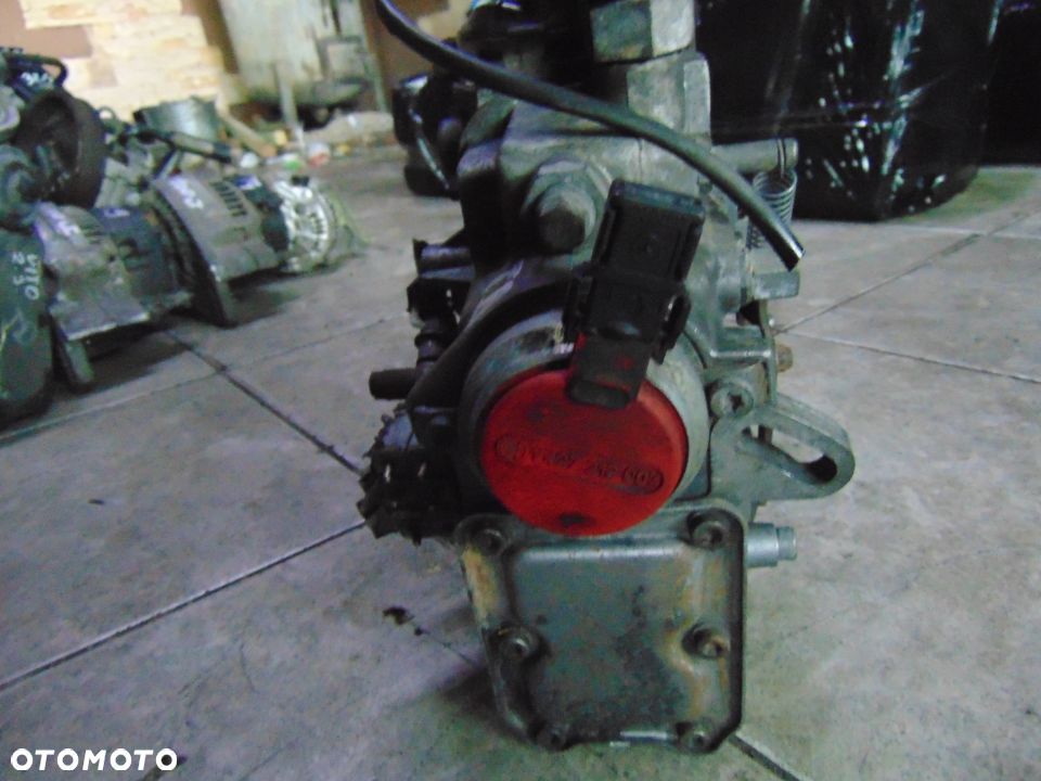 Pompa wtyskowa  mercedes sprinter 2,3 - 2