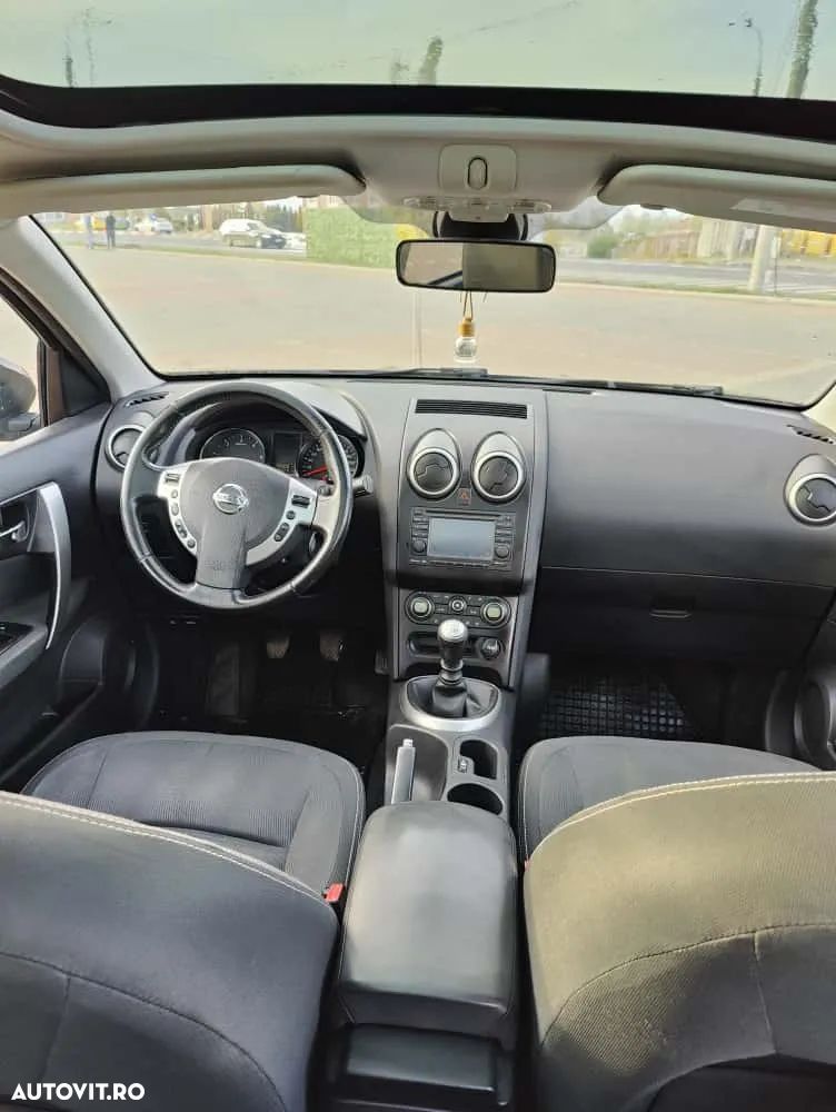 Nissan Qashqai+2 - 8
