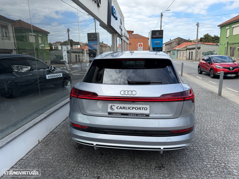Audi e-tron 55 quattro S line - 4