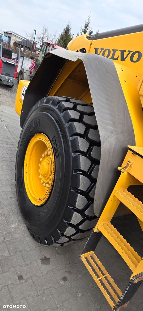 Volvo <<Volvo L90F, tylko 9400Mtg oryginał! Serwis Volvo Niemcy! Waga! sprowadzona>> - 22
