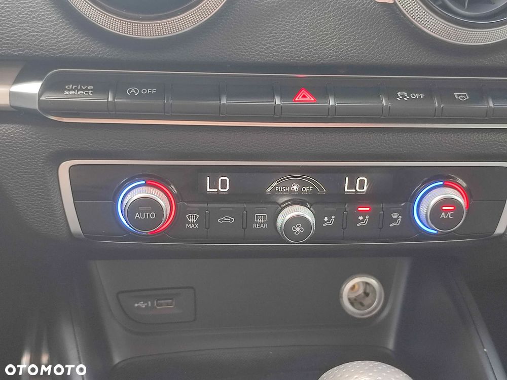 Audi A3 Sportback 2.0 TDI (clean diesel) quattro S tronic S line Sportpaket - 18