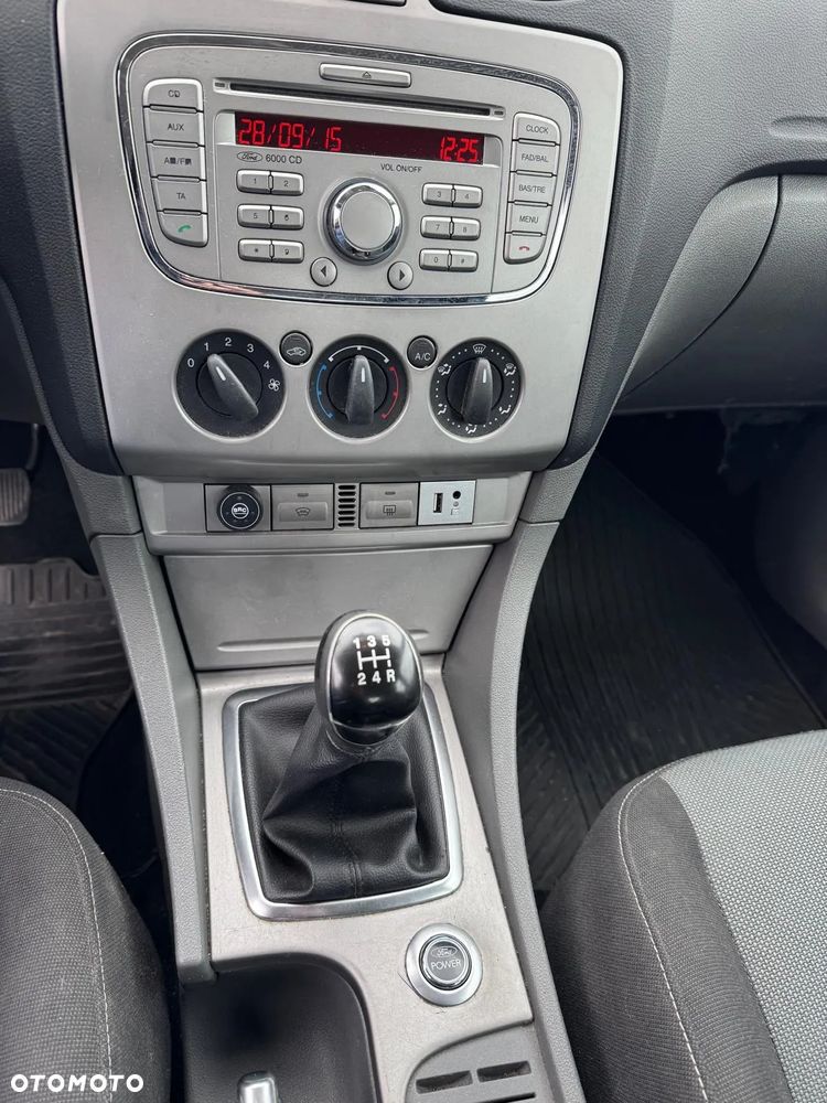 Ford Focus 1.6 Silver X - 11