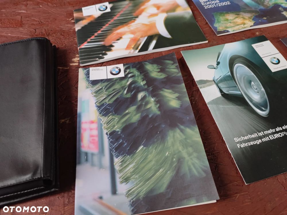 BMW E39 ORYGINALNY KPL. DOKUMENTÓW / INSTRUKCJE OBSŁUGI + POKROWIEC NA DOKUMENTY O NR. 9 789 718 OEM - 12