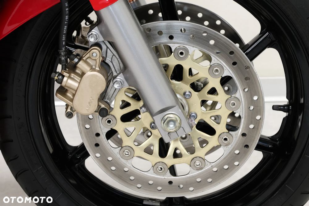 Honda VFR - 27