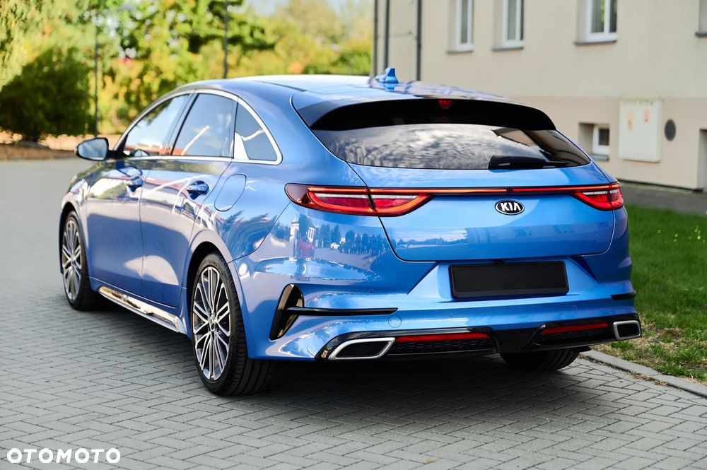 Kia ProCeed 1.4 T-GDI DCT7 OPF GT LINE - 16