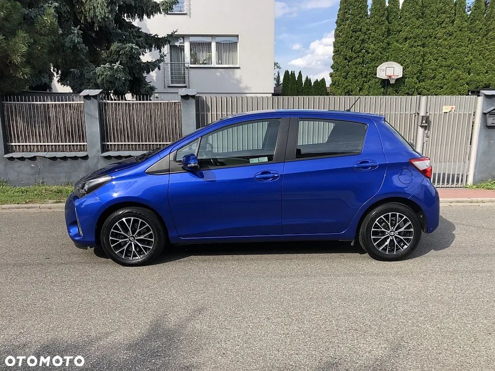 Toyota Yaris 1.5 Premium - 8