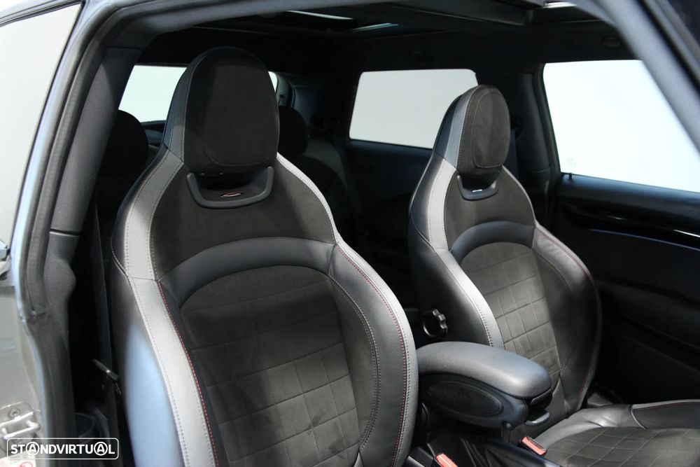MINI 3 Portas John Cooper Works Plus Auto Desportiva - 12