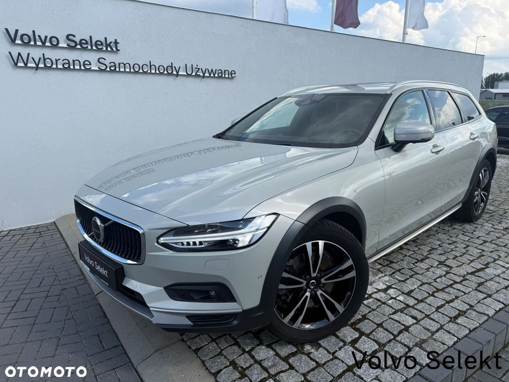 Volvo V90 Cross Country - 5