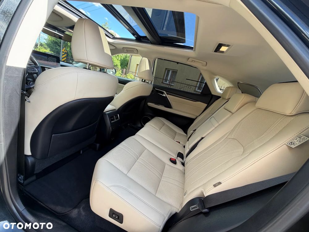 Lexus RX 450h Omotenashi - 28
