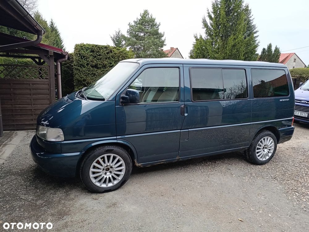 Volkswagen Multivan - 8