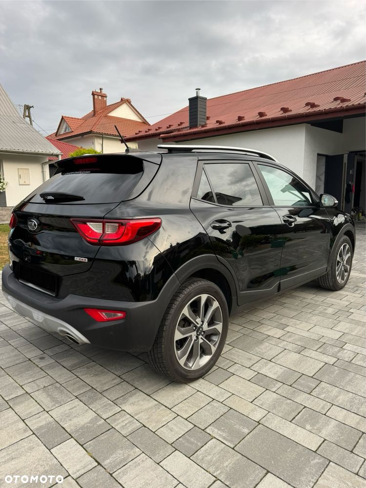 Kia Stonic - 4