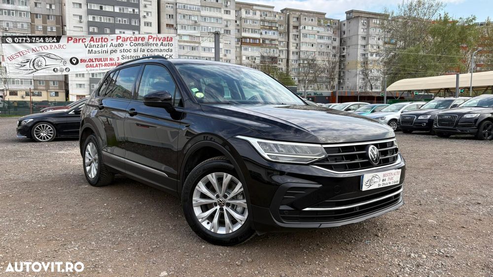Volkswagen Tiguan - 28