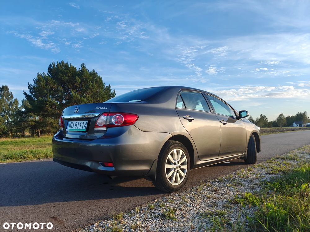 Toyota Corolla 1.6 Premium - 4