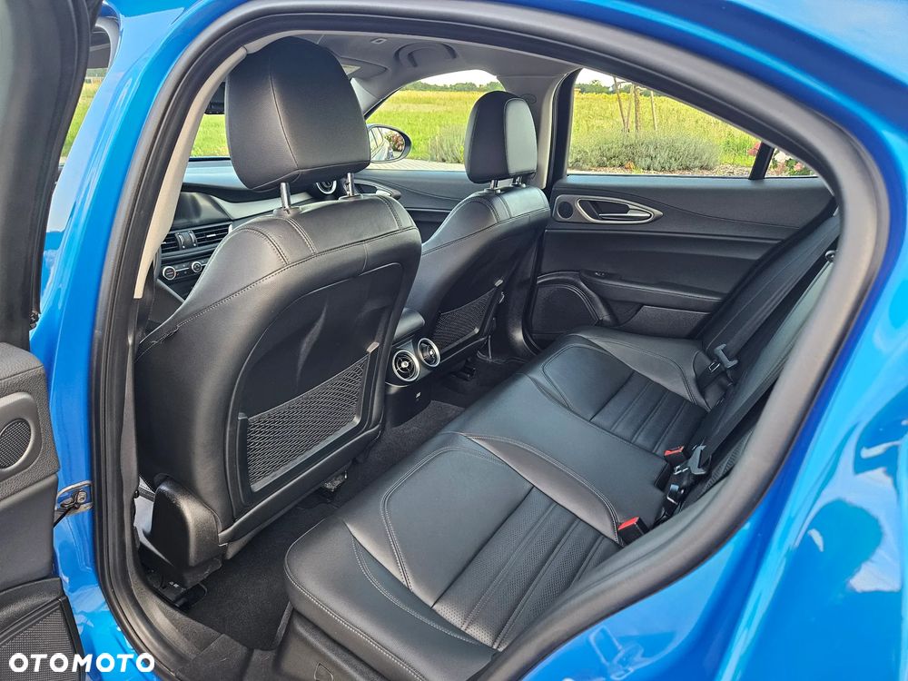 Alfa Romeo Giulia 2.0 Turbo Veloce Q4 - 29