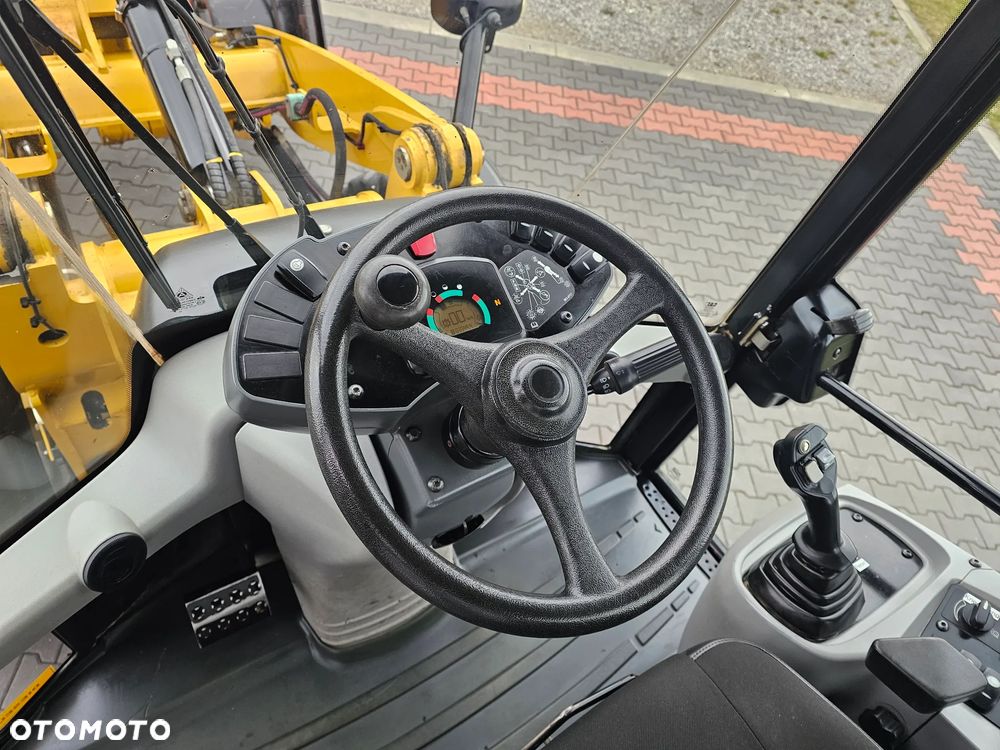 Caterpillar 908 H2 - 11