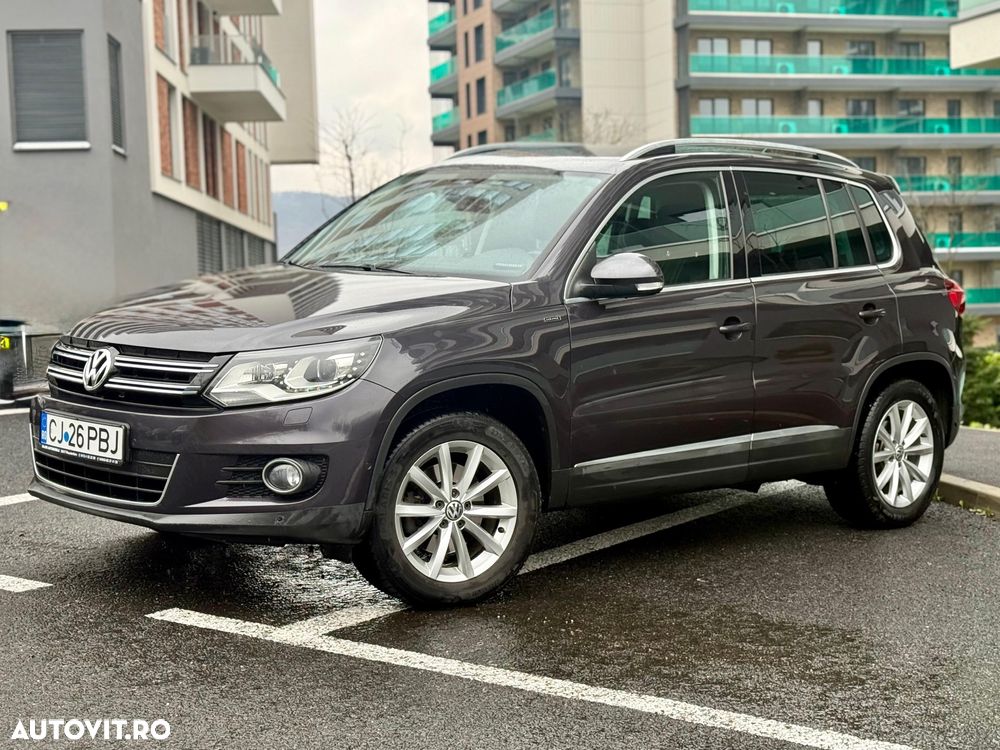 Volkswagen Tiguan 2.0 TDI DPF 4Motion BlueMotion Technology DSG Lounge Sport & Style - 3