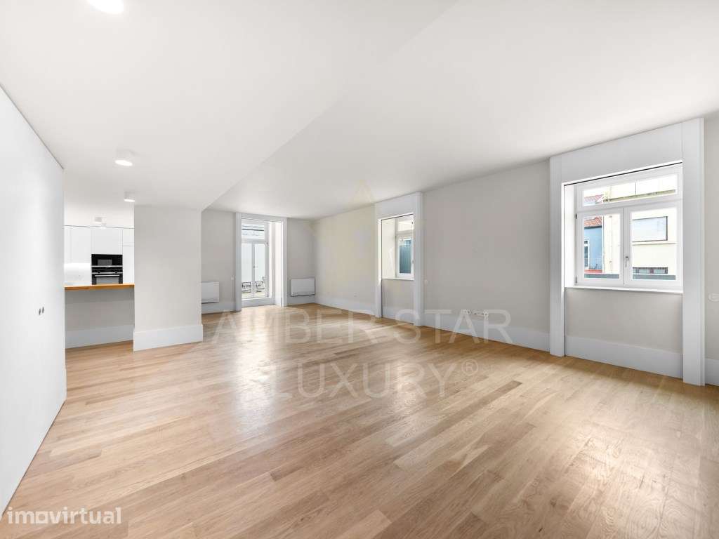 Apartamento T3 em Prédio de Requinte no Porto! - Grande imagem: 3/36