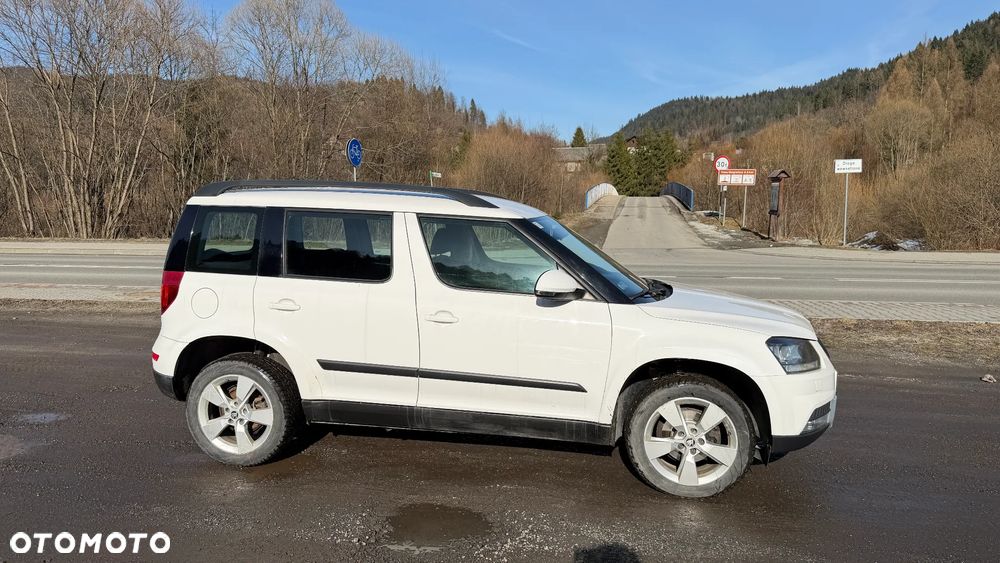 Skoda Yeti 2.0 TDI DPF 4x4 Active - 4