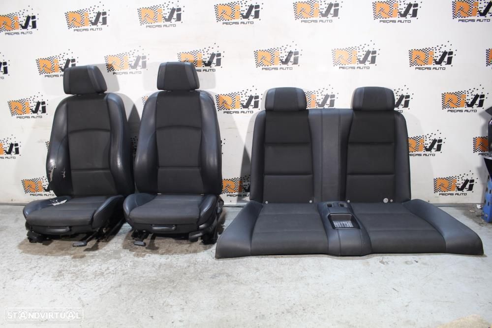 Bancos BMW Serie 1 Cabrio Pack M em Pele e Tecido com Quartelas - 1