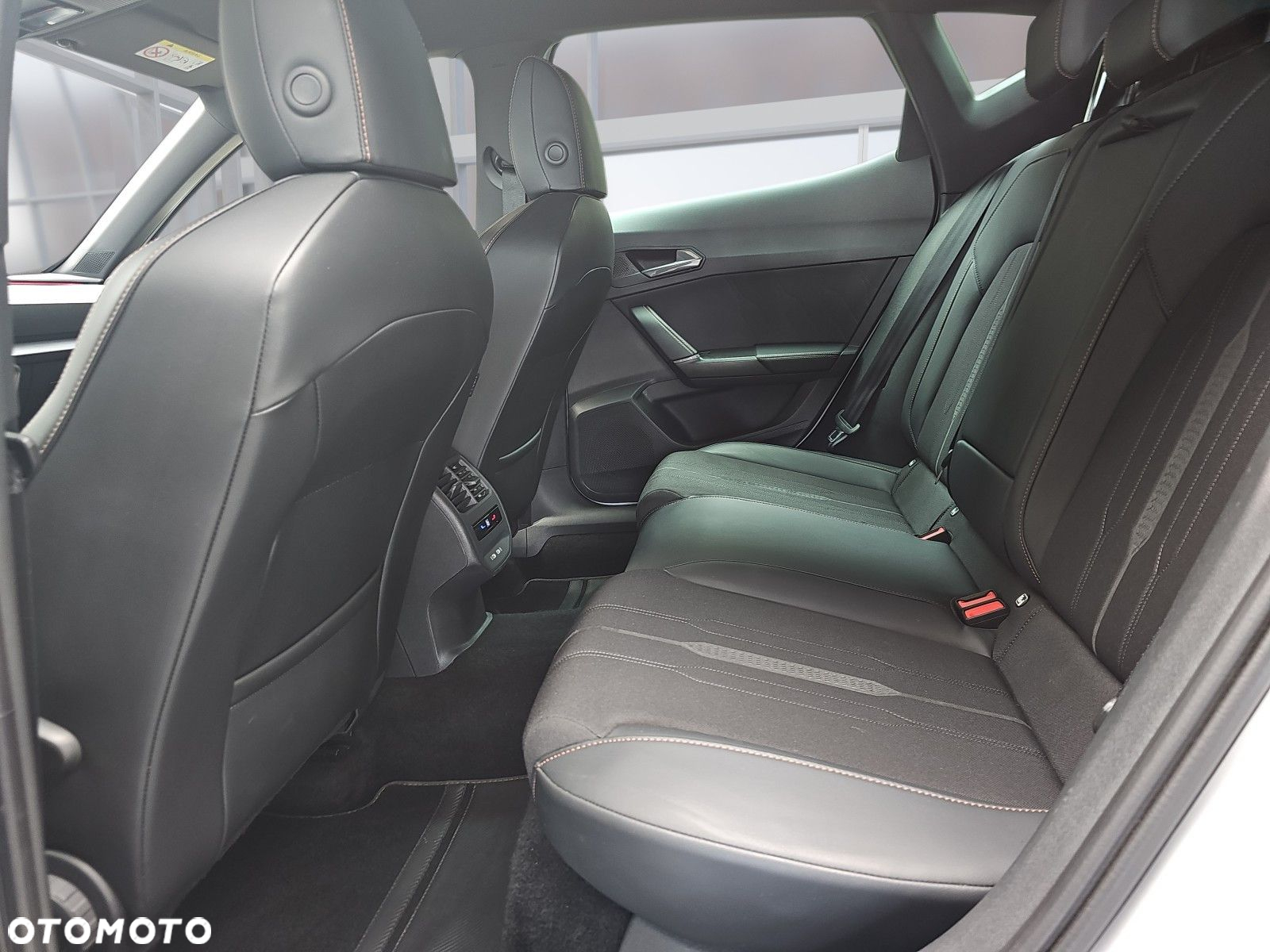 Cupra Formentor 1.5 TSI DSG - 25